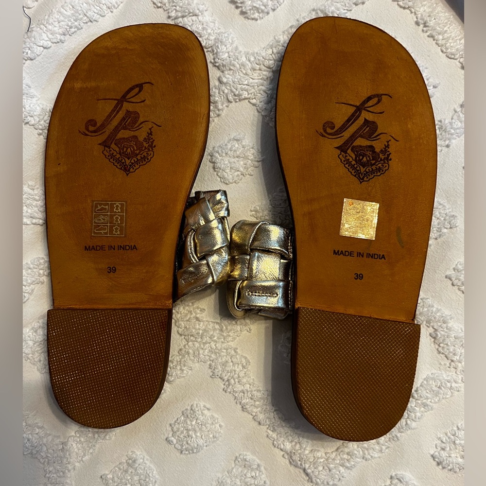 Free people gold river woven sandals - Picture 3 of 3